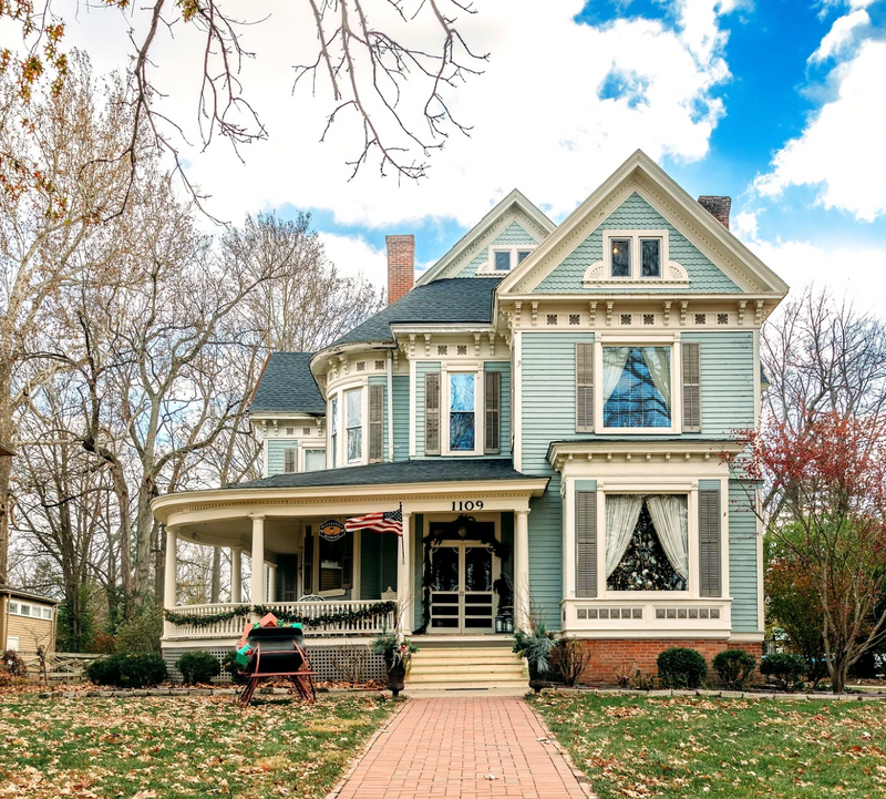 Christmas Blessings on State Street: A Reader Retreat to Remember